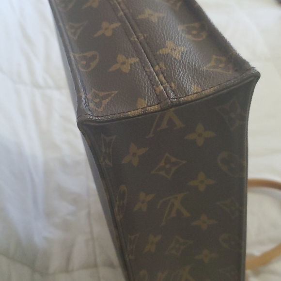 - Authentic Louis Vuitton Sac Plac Tote - Picture 4 of 8